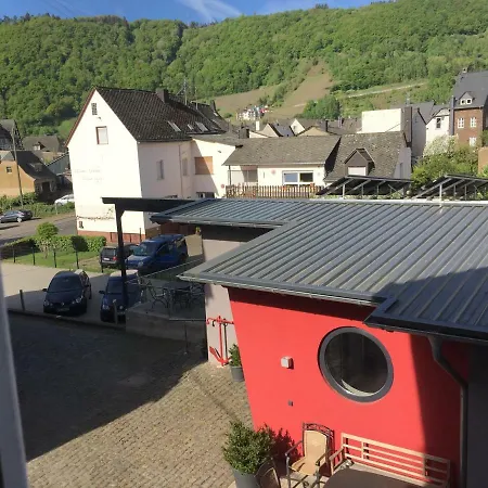 Weingut Immich-anker Nocleg ze śniadaniem