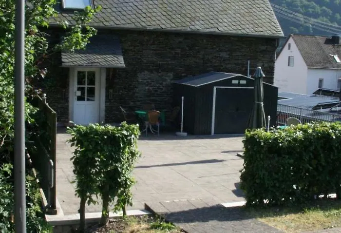 Weingut Immich-anker 恩克里克