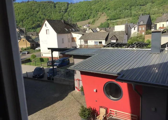 Weingut Immich-anker 公寓